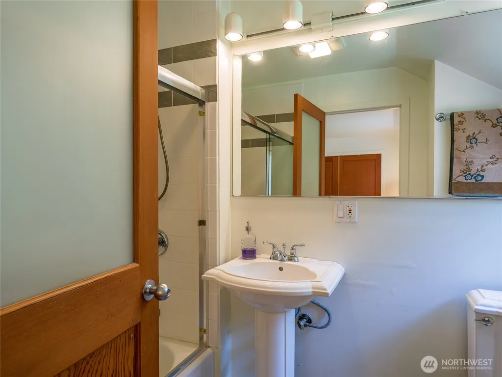 83 Islandale Lopez Island WA 98261