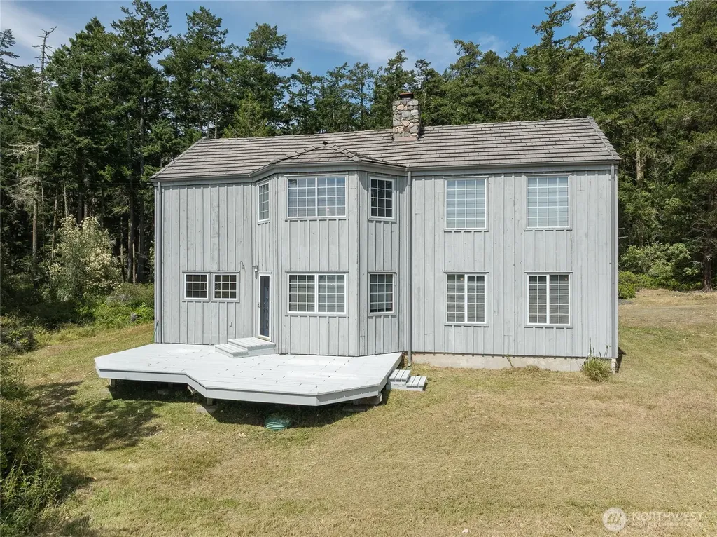 83 Islandale Lopez Island WA 98261