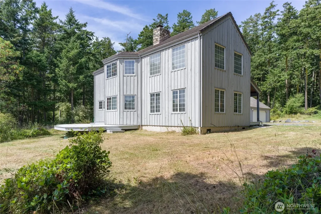 83 Islandale Lopez Island WA 98261
