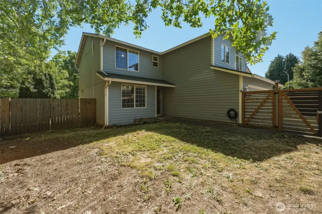 8292 NE Snowberry Loop Vancouver WA 98664
