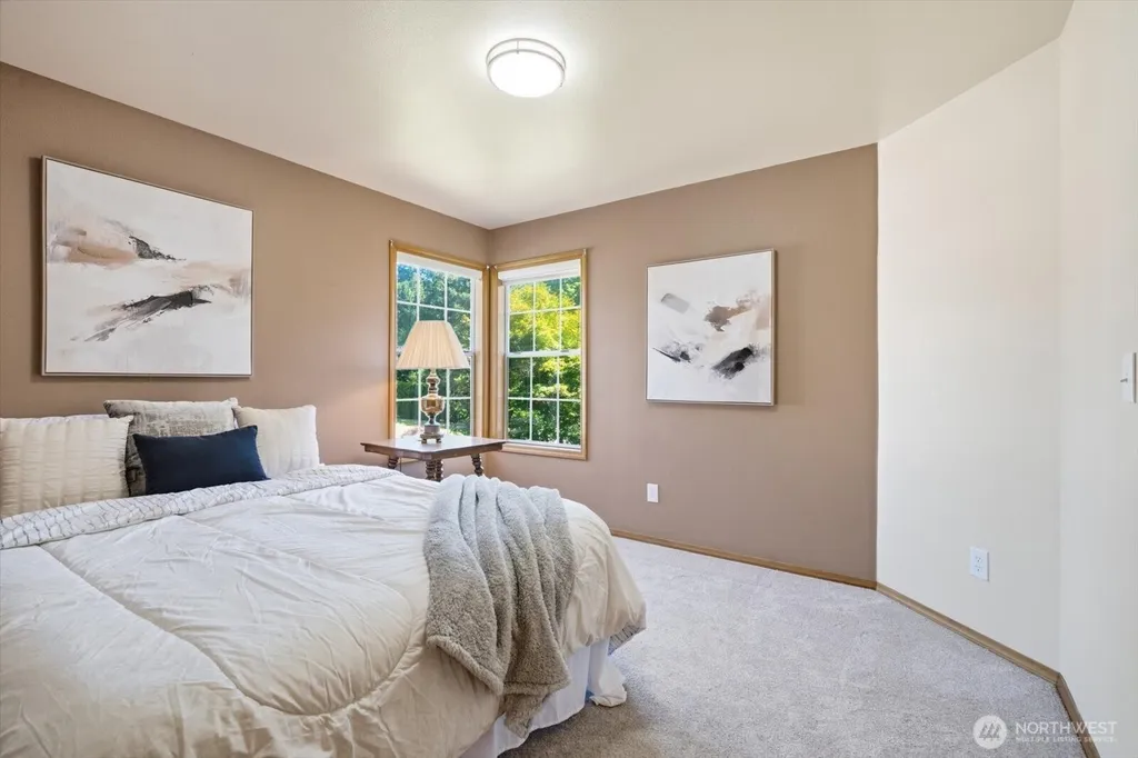 4649 244th Place SE Sammamish WA 98029