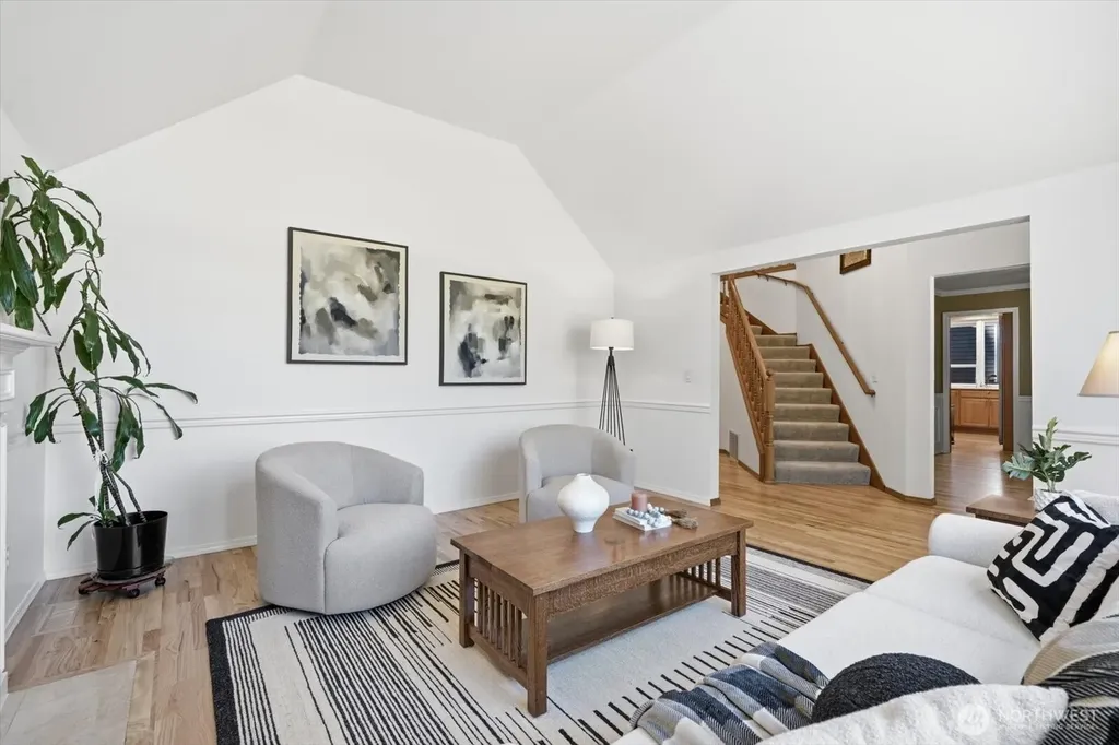4649 244th Place SE Sammamish WA 98029