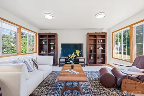 4649 244th Place SE Sammamish WA 98029