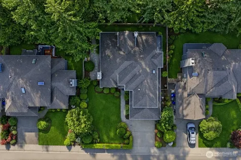 4649 244th Place SE Sammamish WA 98029