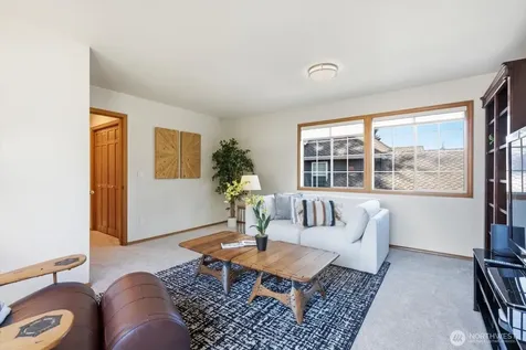 4649 244th Place SE Sammamish WA 98029