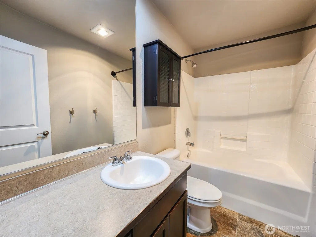 4008 H Avenue Anacortes WA 98221