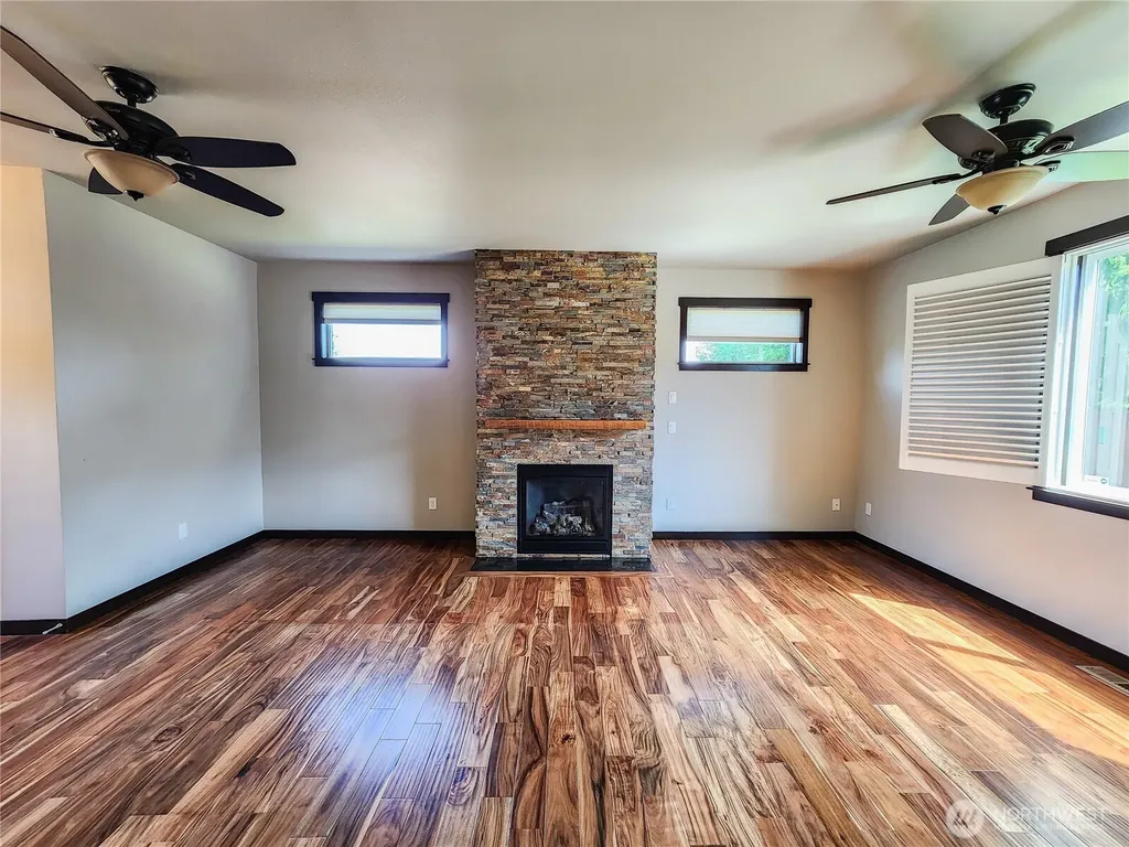 4008 H Avenue Anacortes WA 98221