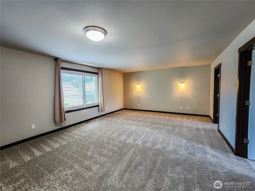 4008 H Avenue Anacortes WA 98221