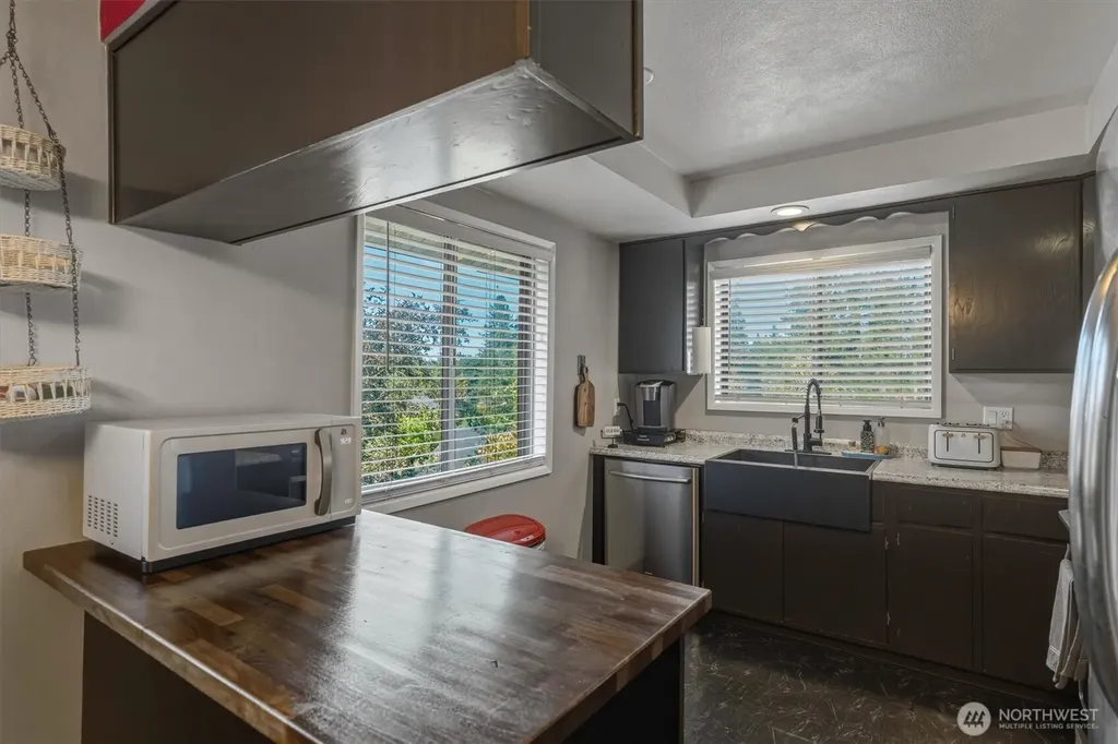 2326 Cedar Place Longview WA 98632