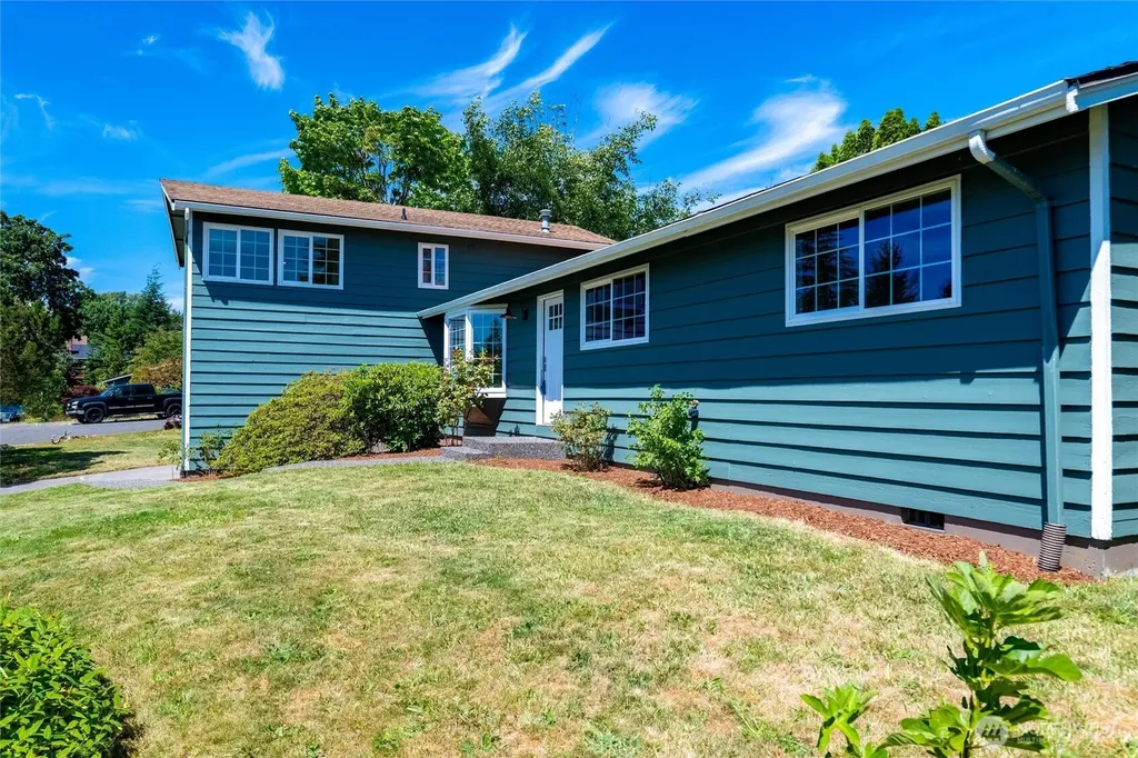 2346 Pine Drive Ferndale WA 98248