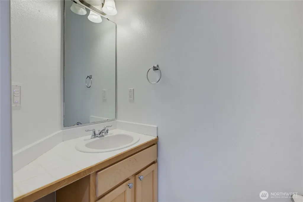 9729 26th Avenue SW Seattle WA 98106