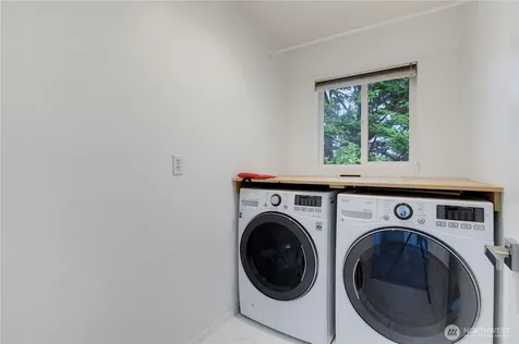 9729 26th Avenue SW Seattle WA 98106