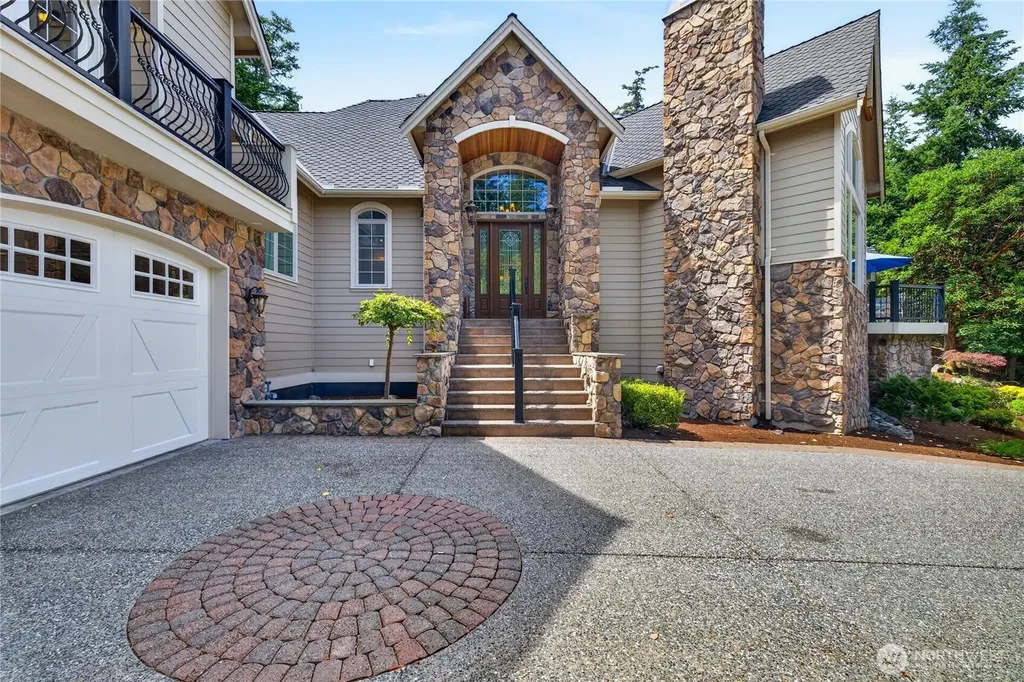 11946 New Morning Drive Anacortes WA 98221