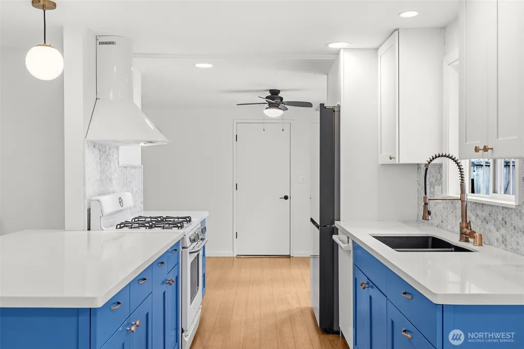 8315 198th Street SW Edmonds WA 98026