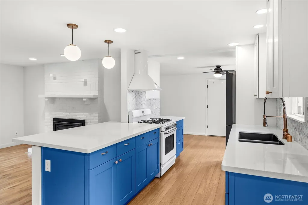 8315 198th Street SW Edmonds WA 98026
