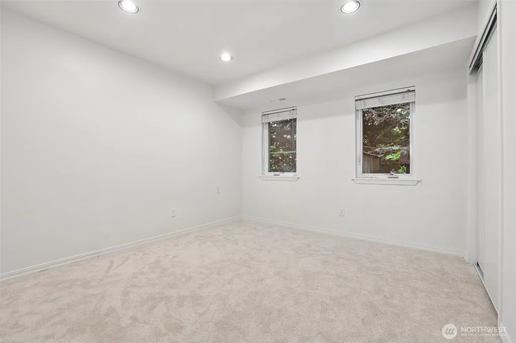 317 NE 91st Street Seattle WA 98115