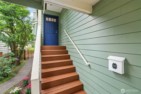 317 NE 91st Street Seattle WA 98115