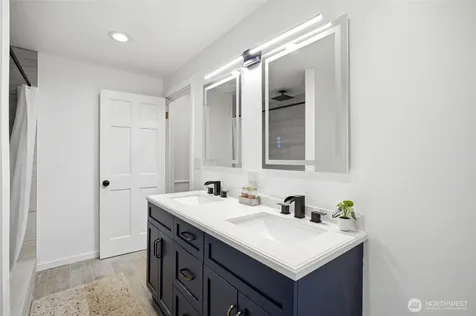21007 NE 66th Street Redmond WA 98053