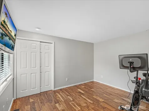 1726 174th Place SE Bothell WA 98012
