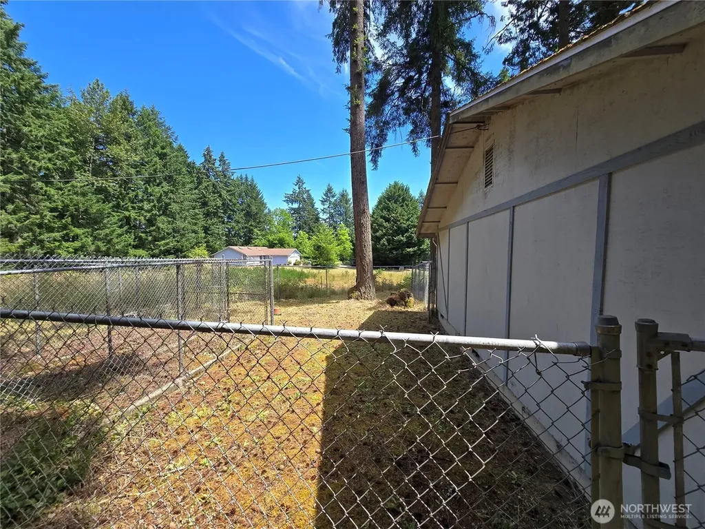 11075 Ridge Rim Trail SE Port Orchard WA 98367
