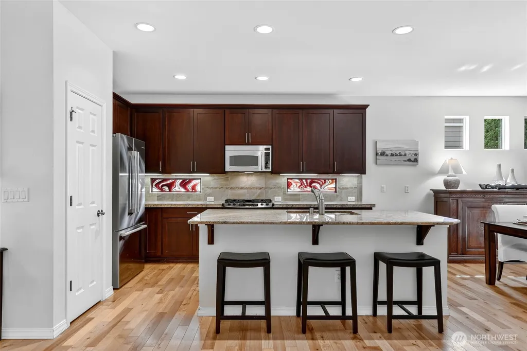 12357 Big Leaf Way NE Redmond WA 98053