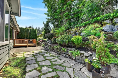 12357 Big Leaf Way NE Redmond WA 98053