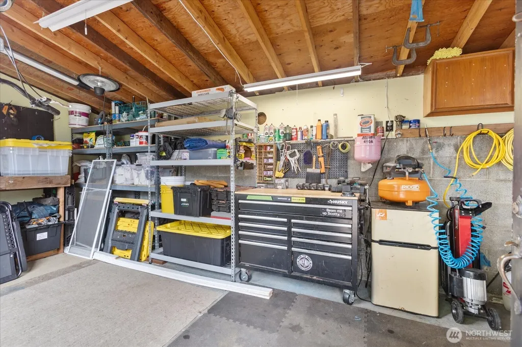 20819 63rd Avenue W Lynnwood WA 98036