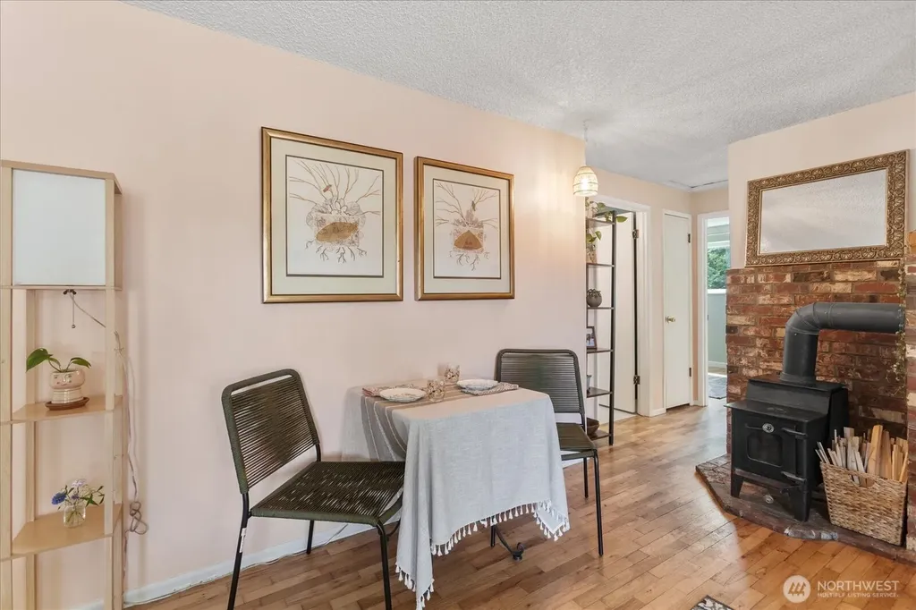 20819 63rd Avenue W Lynnwood WA 98036