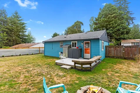20819 63rd Avenue W Lynnwood WA 98036
