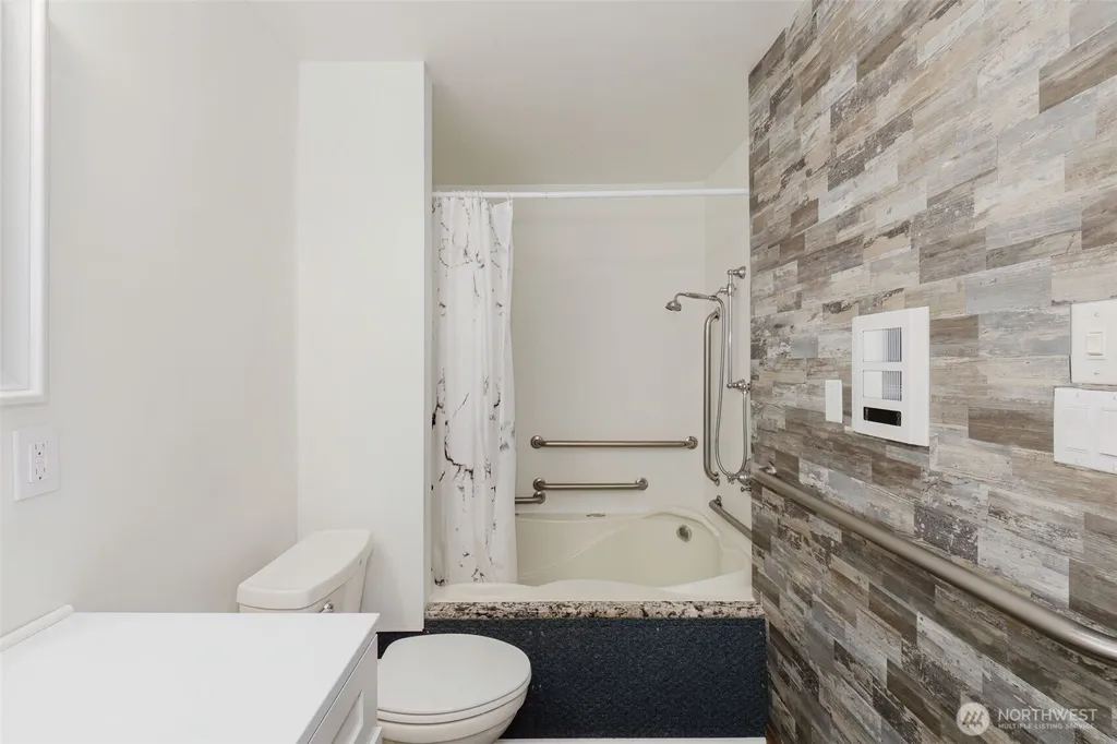 4601 SW Lake Flora Road Port Orchard WA 98367