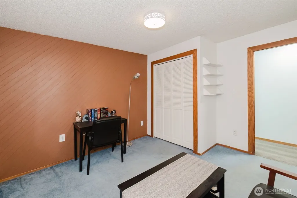 4601 SW Lake Flora Road Port Orchard WA 98367
