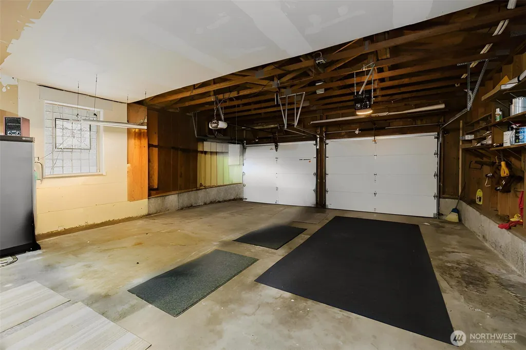 4601 SW Lake Flora Road Port Orchard WA 98367