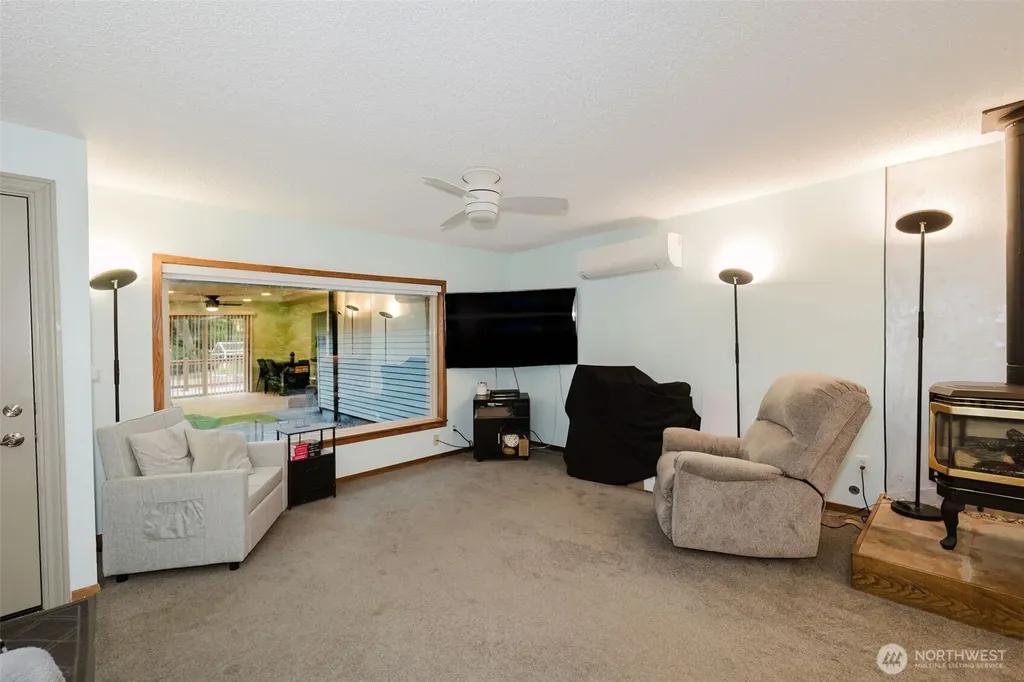 4601 SW Lake Flora Road Port Orchard WA 98367