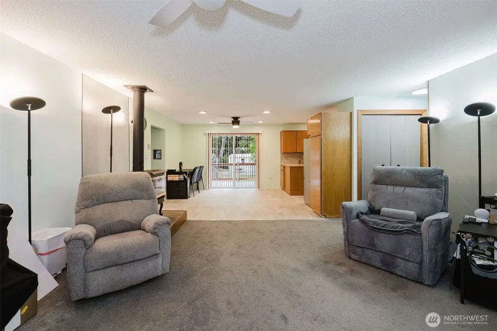 4601 SW Lake Flora Road Port Orchard WA 98367