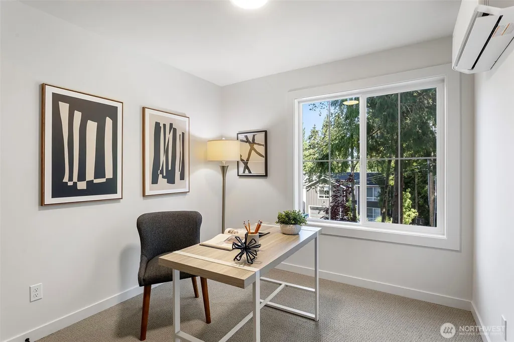 12831 NE 78th Place Kirkland WA 98033