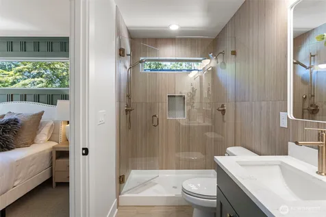 12831 NE 78th Place Kirkland WA 98033