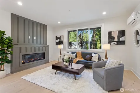 12831 NE 78th Place Kirkland WA 98033