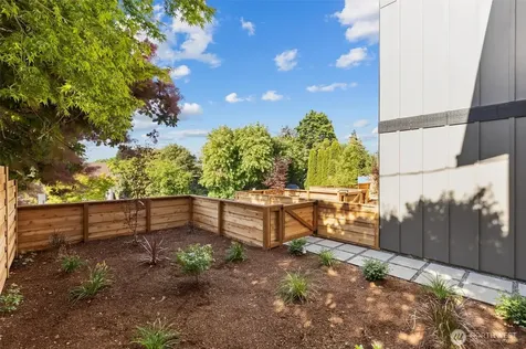 2615 NW 87th Street Seattle WA 98117