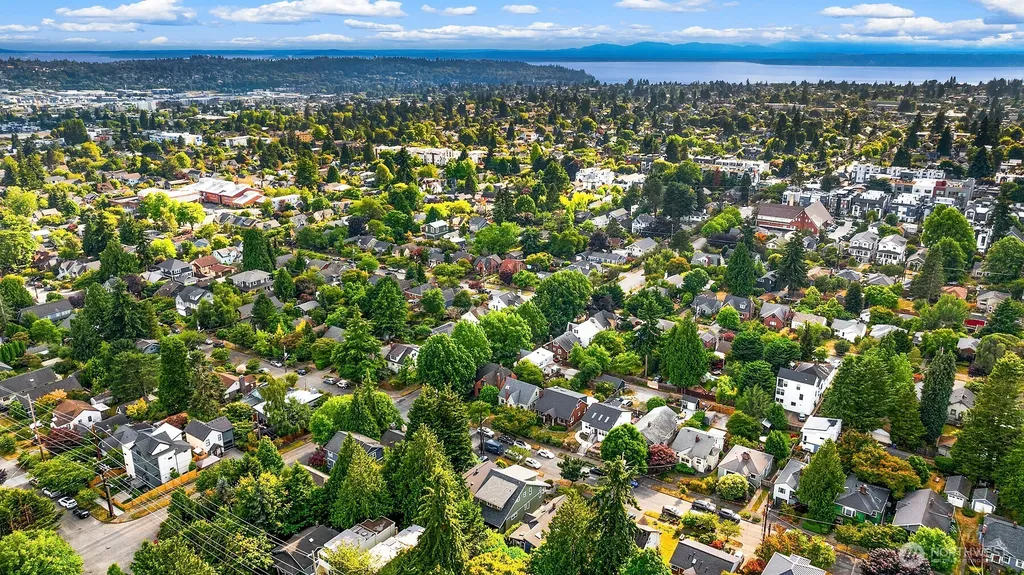 8014 12th Avenue NW Seattle WA 98117