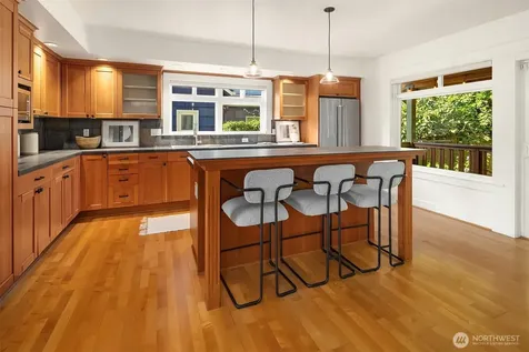 8014 12th Avenue NW Seattle WA 98117