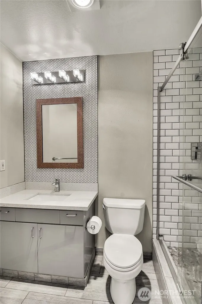 1202 Lakeview Boulevard E Seattle WA 98102