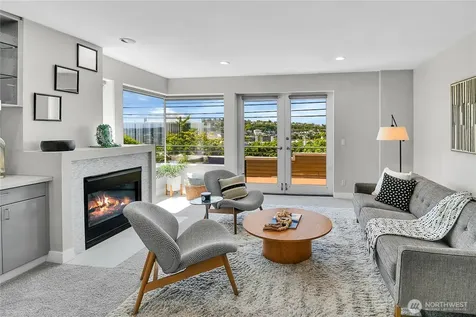 1202 Lakeview Boulevard E Seattle WA 98102