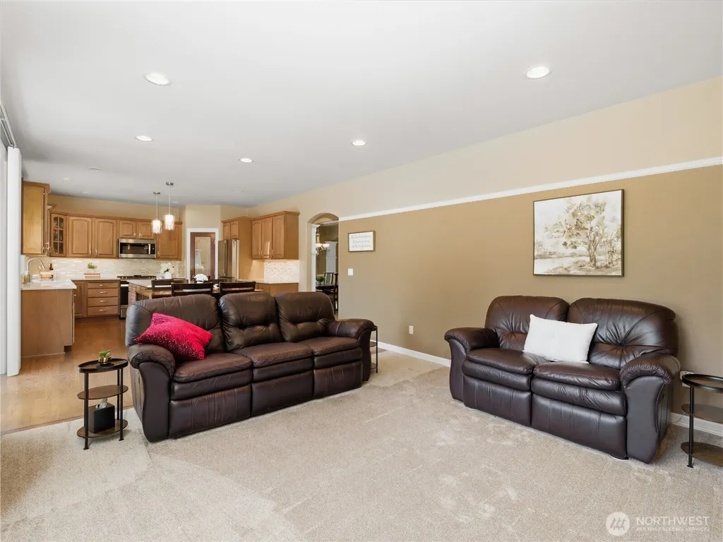 2320 248th Avenue SE Sammamish WA 98075