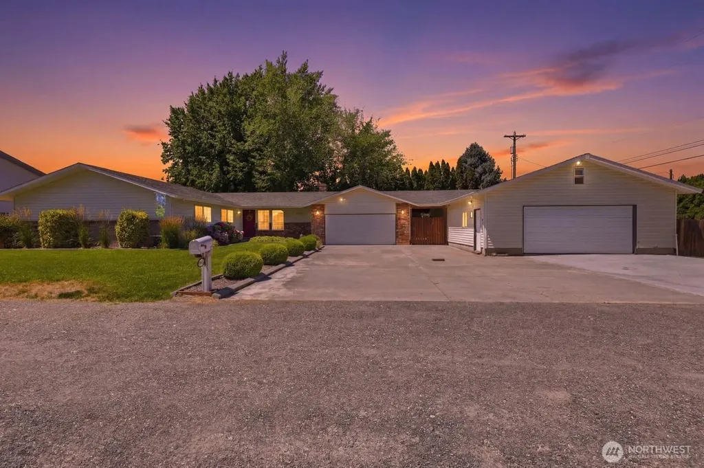 2220 Road 92 Pasco WA 99301