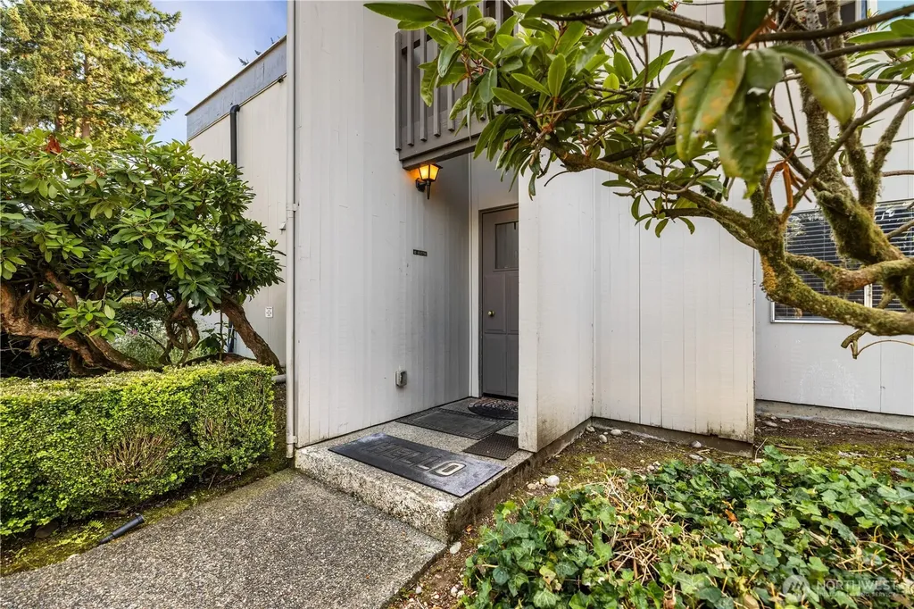 7501 Ruby Drive SW Lakewood WA 98498