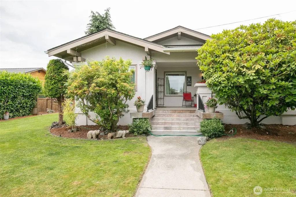 323 N Main Street Montesano WA 98563