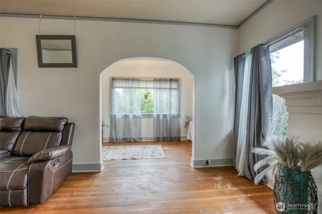 323 N Main Street Montesano WA 98563
