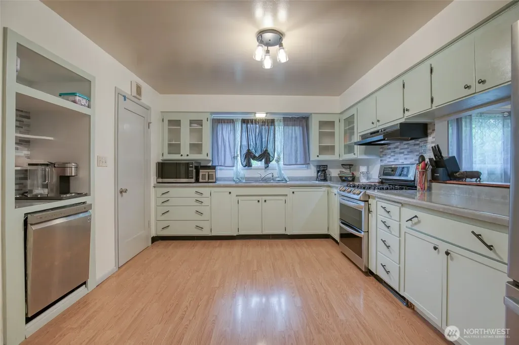 323 N Main Street Montesano WA 98563