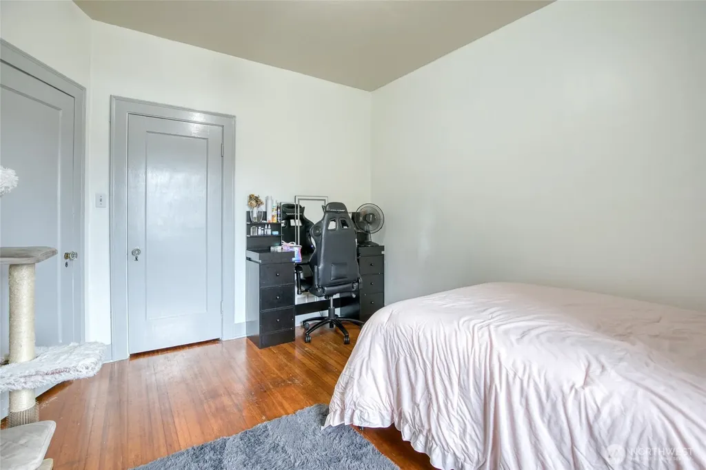 323 N Main Street Montesano WA 98563