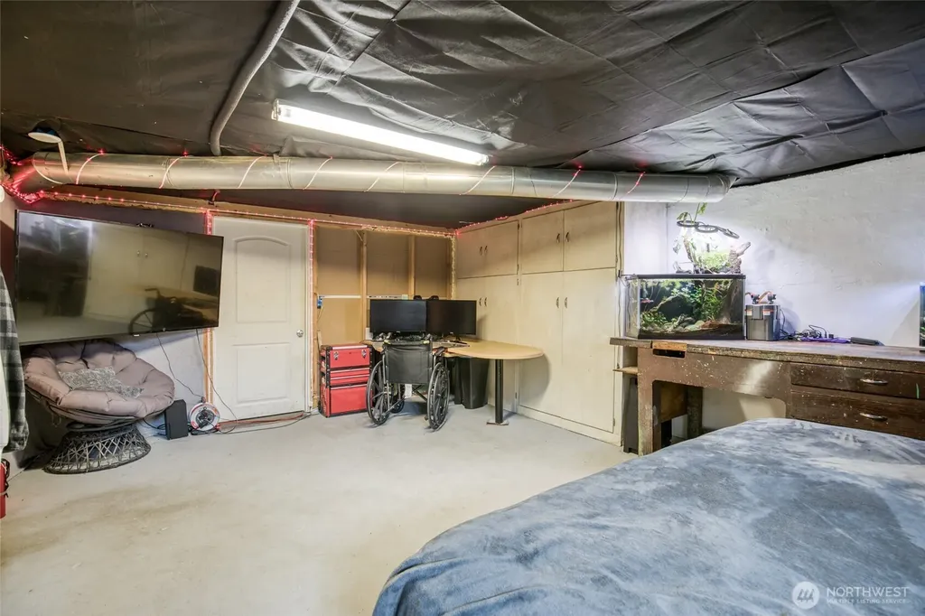 323 N Main Street Montesano WA 98563